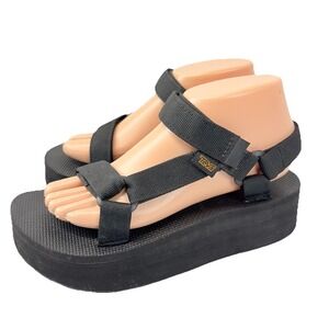 Teva Womens 7 Flatform Universal Sandal Black Platform Strappy Summer 1008844